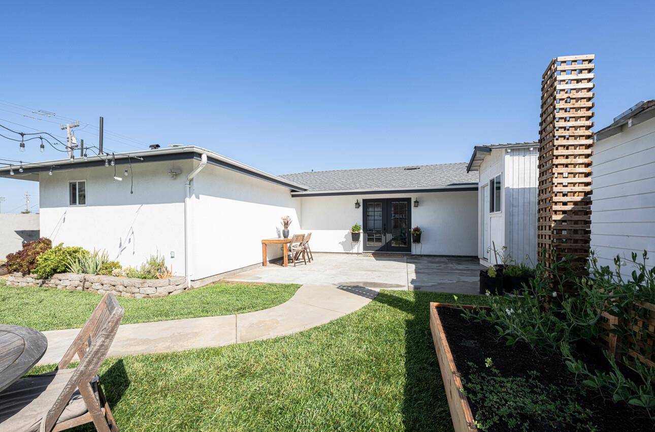 Salinas, CA 93905,107 Midway AVE