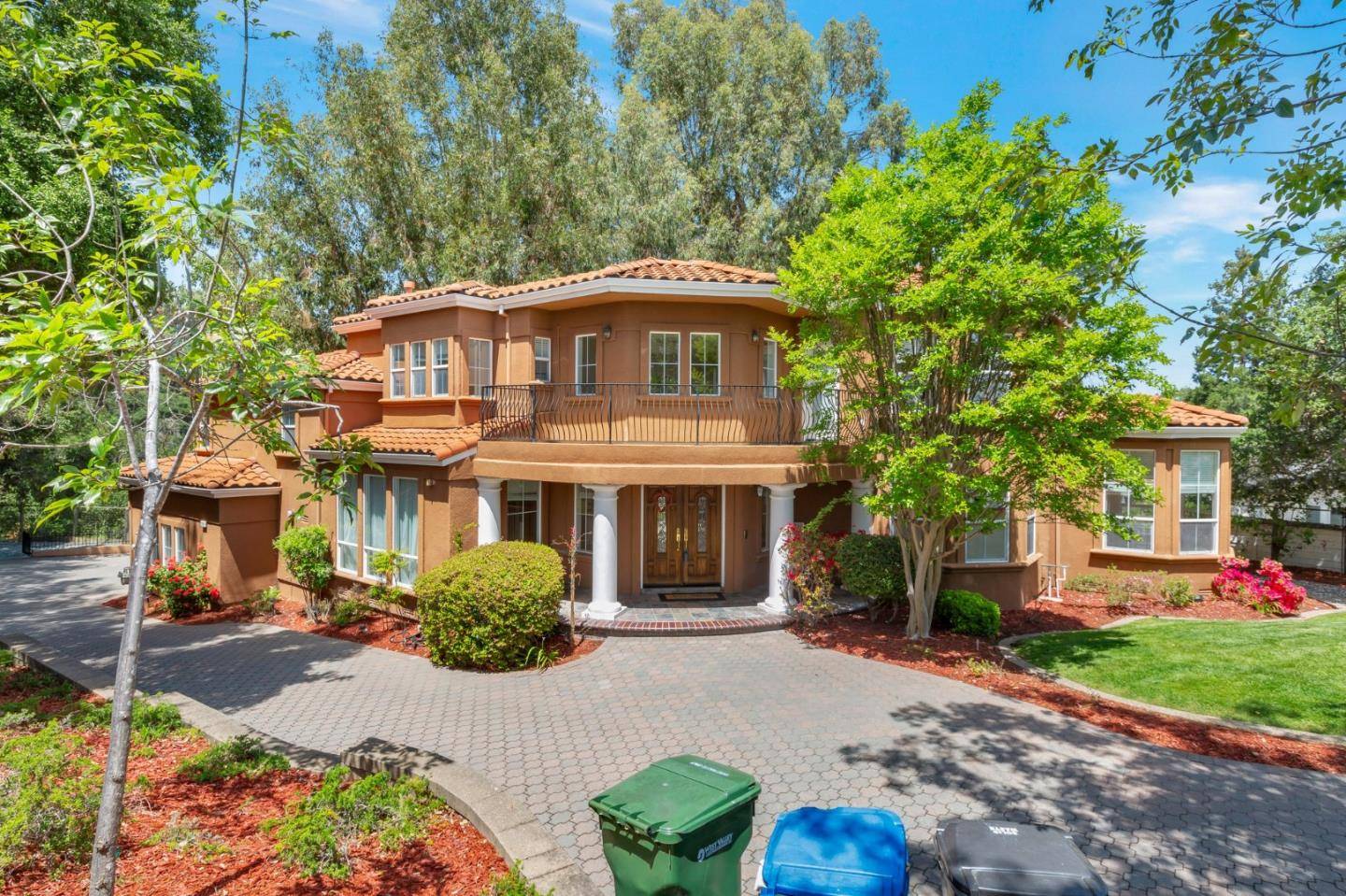Saratoga, CA 95070,12189 Parker Ranch RD