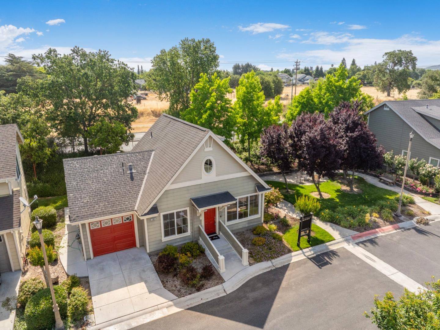 Gilroy, CA 95020,1501 Bianca WAY
