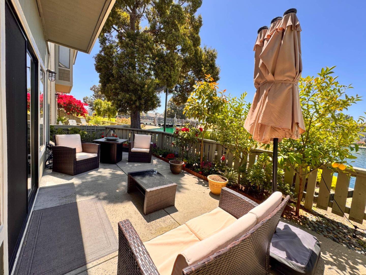 Foster City, CA 94404,838 Andromeda LN