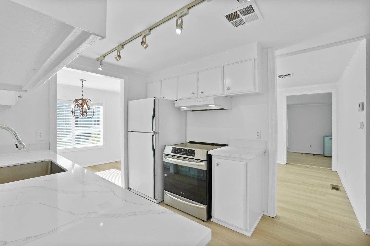 Half Moon Bay, CA 94019,7 Seashell CIR 7