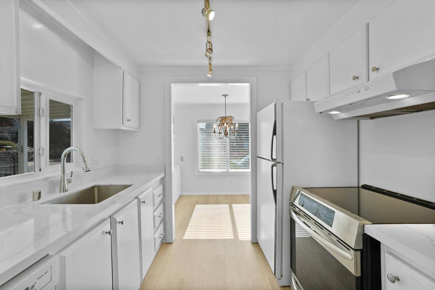 Half Moon Bay, CA 94019,7 Seashell CIR 7