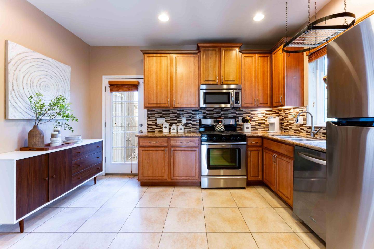 San Jose, CA 95126,701 Paula CT