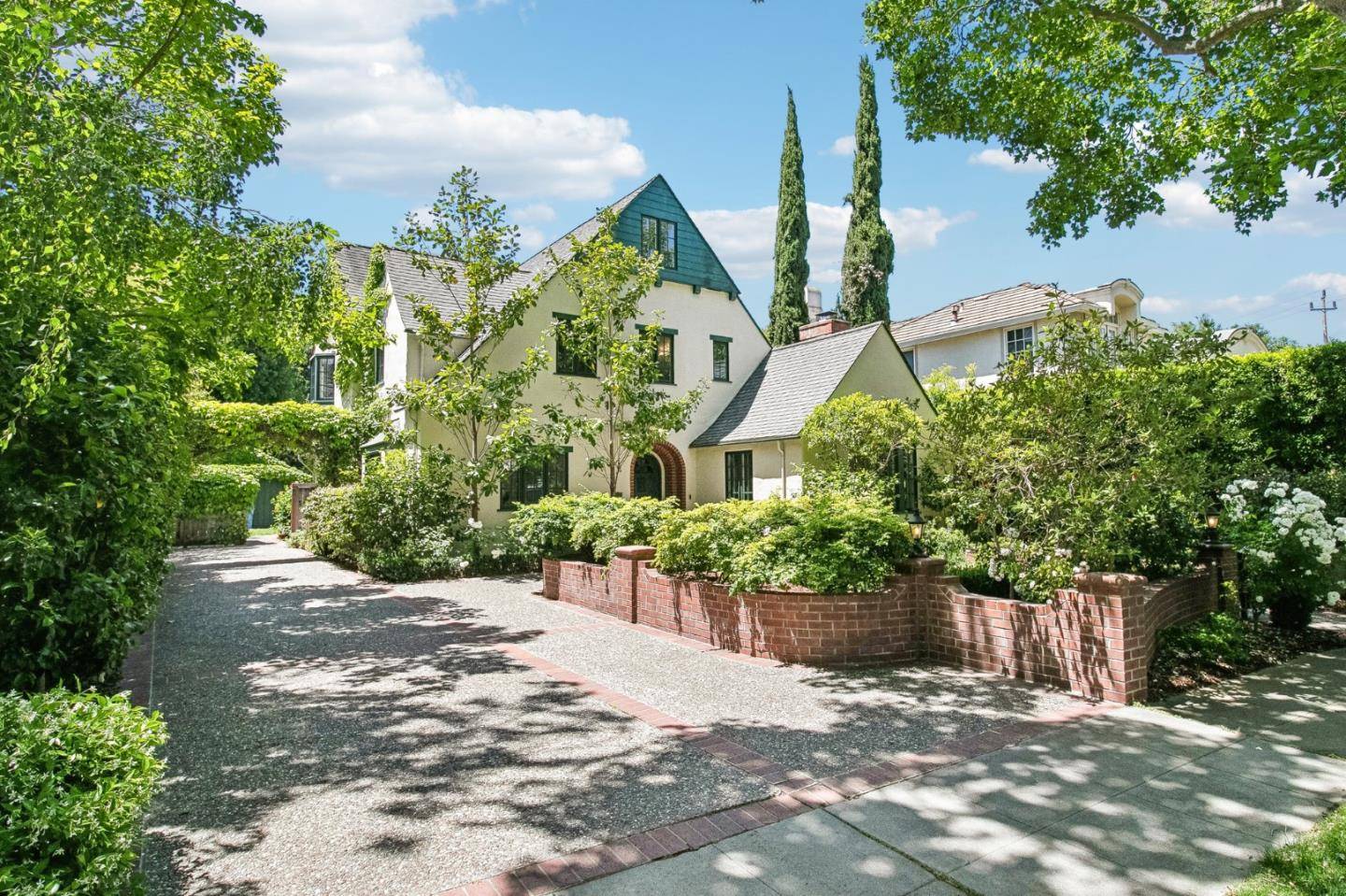 Palo Alto, CA 94303,1716 Fulton ST