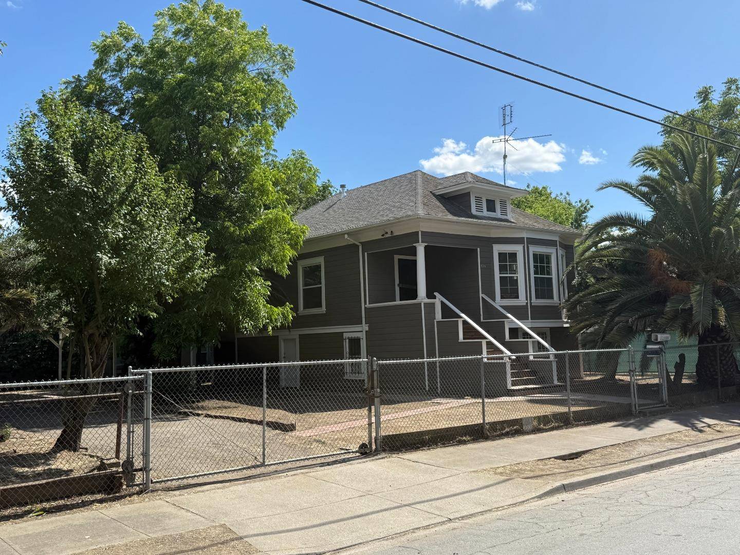 Stockton, CA 95206,436 W Worth ST