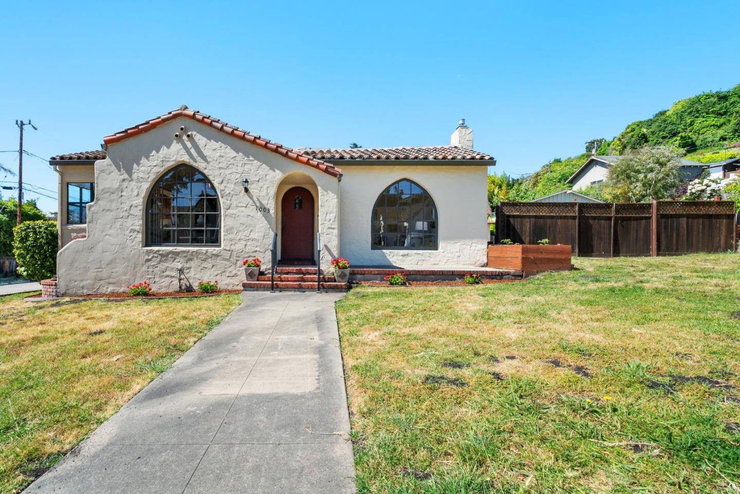 Santa Cruz, CA 95060,1003 Walnut AVE