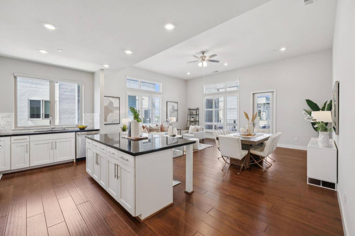 Foster City, CA 94404,1028 Foster Square LN 404