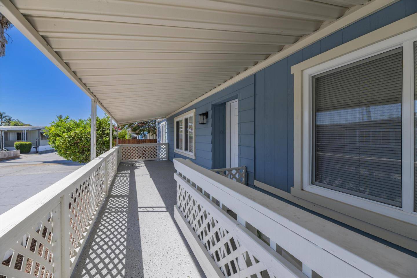 Hollister, CA 95023,174 REDWOOD DR 174