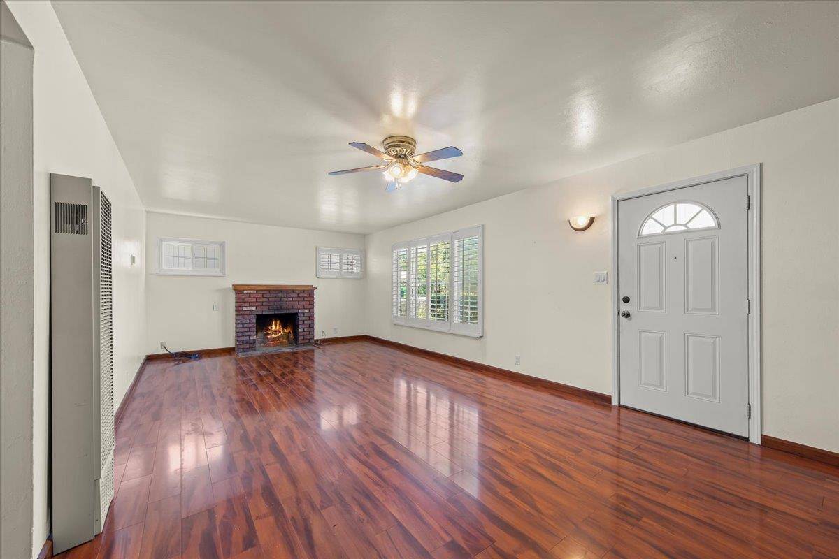 San Jose, CA 95127,3552 E Hills DR