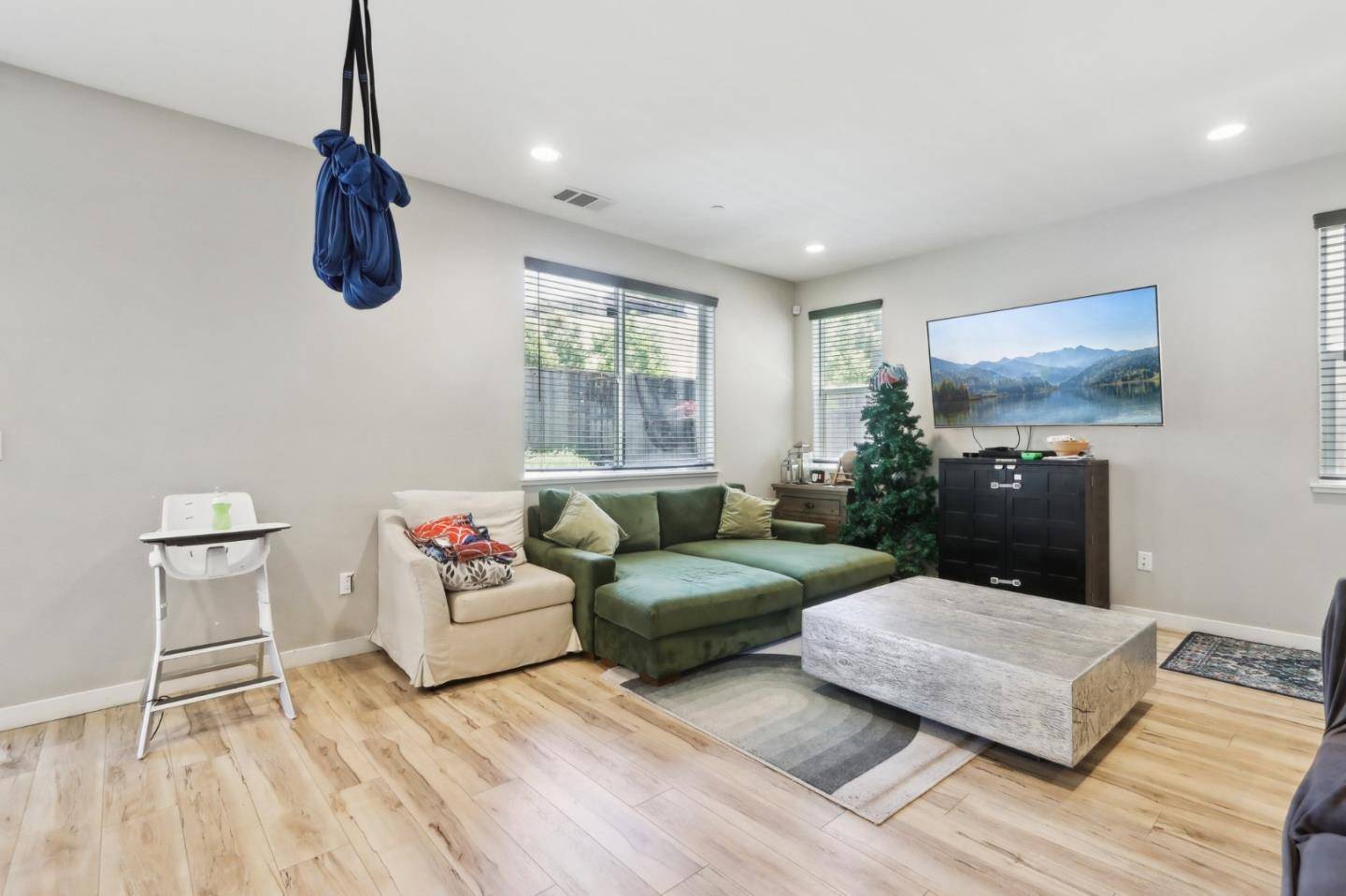 Hollister, CA 95023,545 Shearwater ST