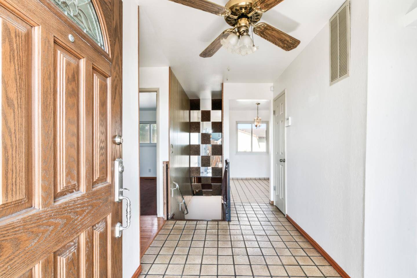 Daly City, CA 94015,27 John Glenn CIR
