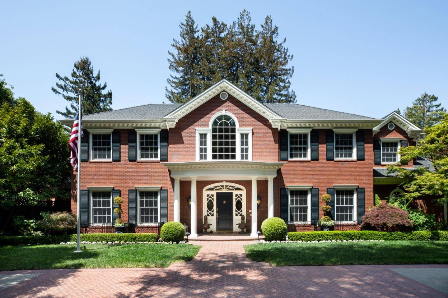 Atherton, CA 94027,99 James AVE
