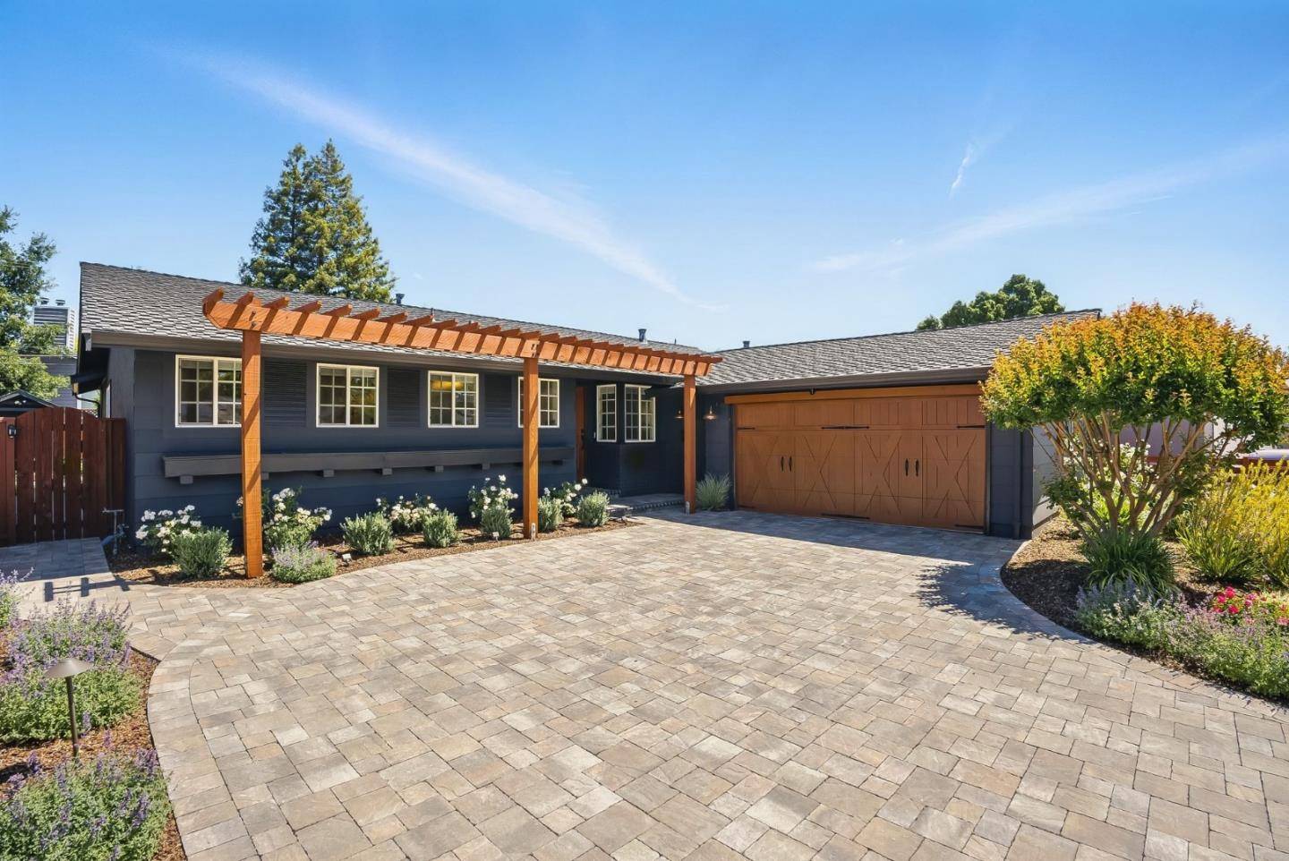 San Jose, CA 95121,3904 Timberline DR