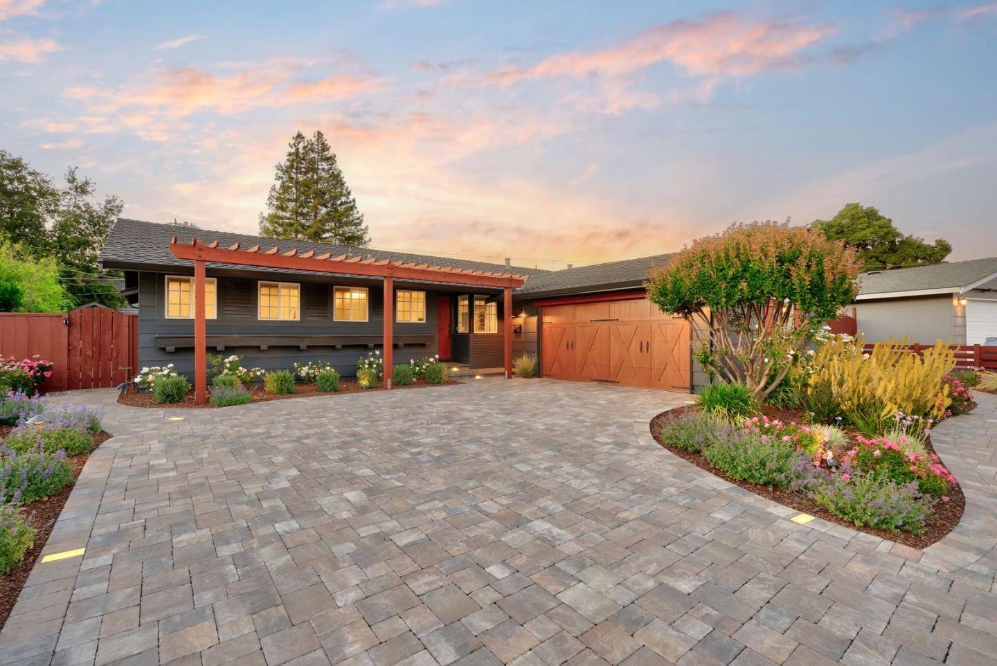 San Jose, CA 95121,3904 Timberline DR