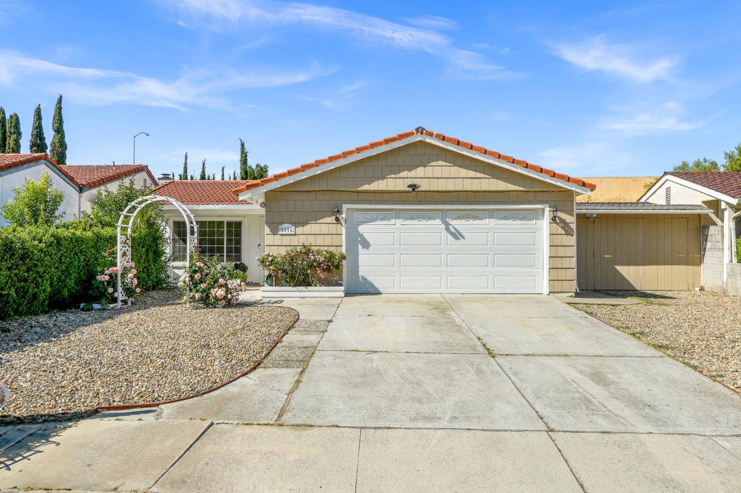 San Jose, CA 95138,5416 Demerest LN