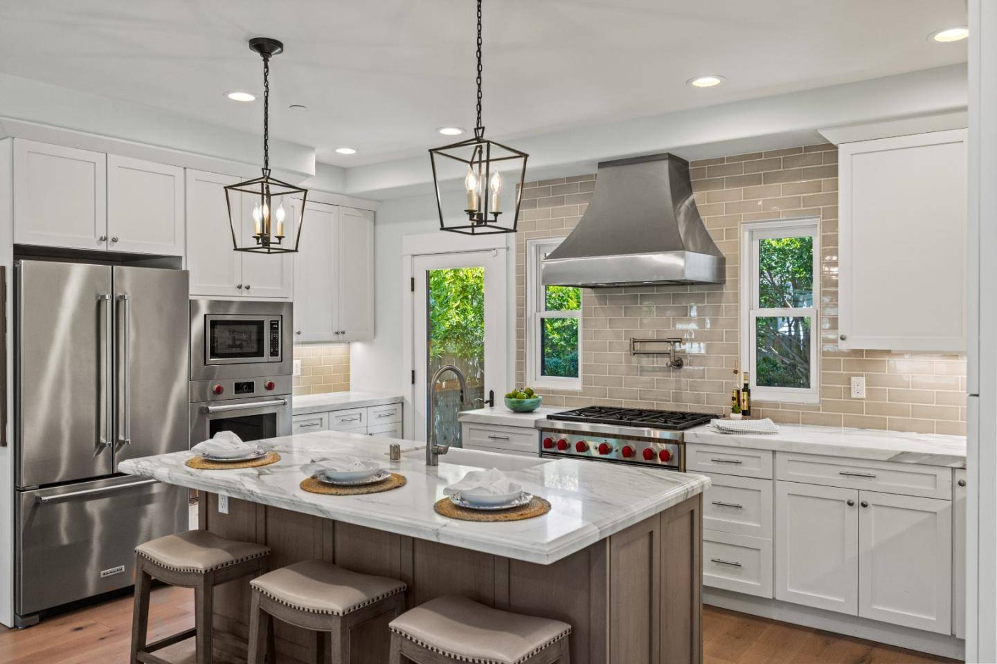 Pacific Grove, CA 93950,155 12th ST