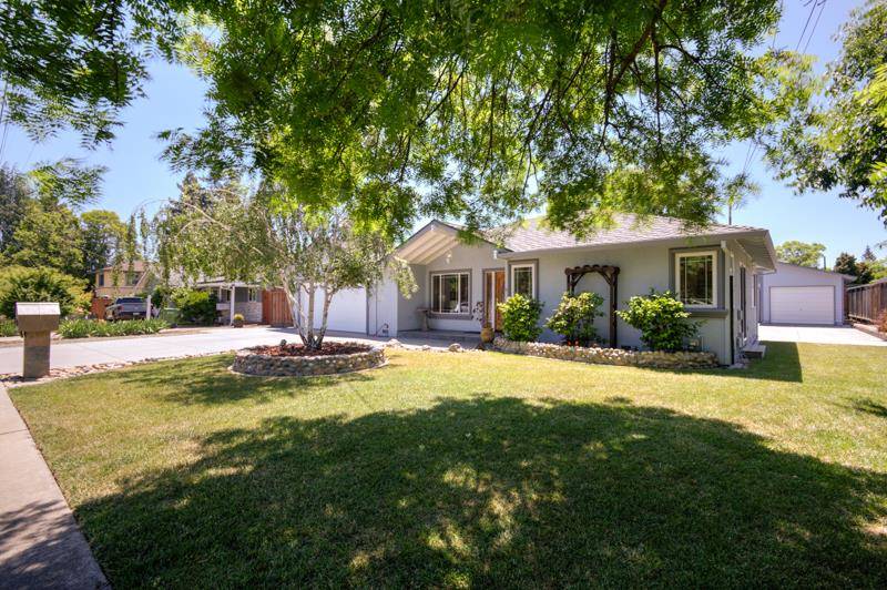 Campbell, CA 95008,970 W Hedegard AVE