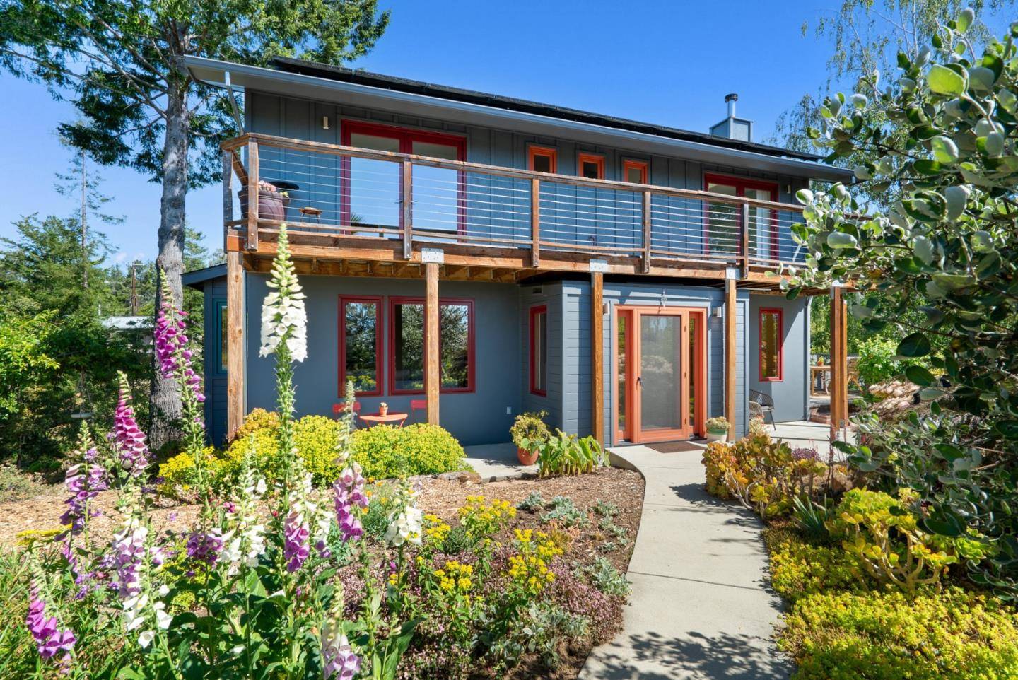 Santa Cruz, CA 95060,280 Azalea LN
