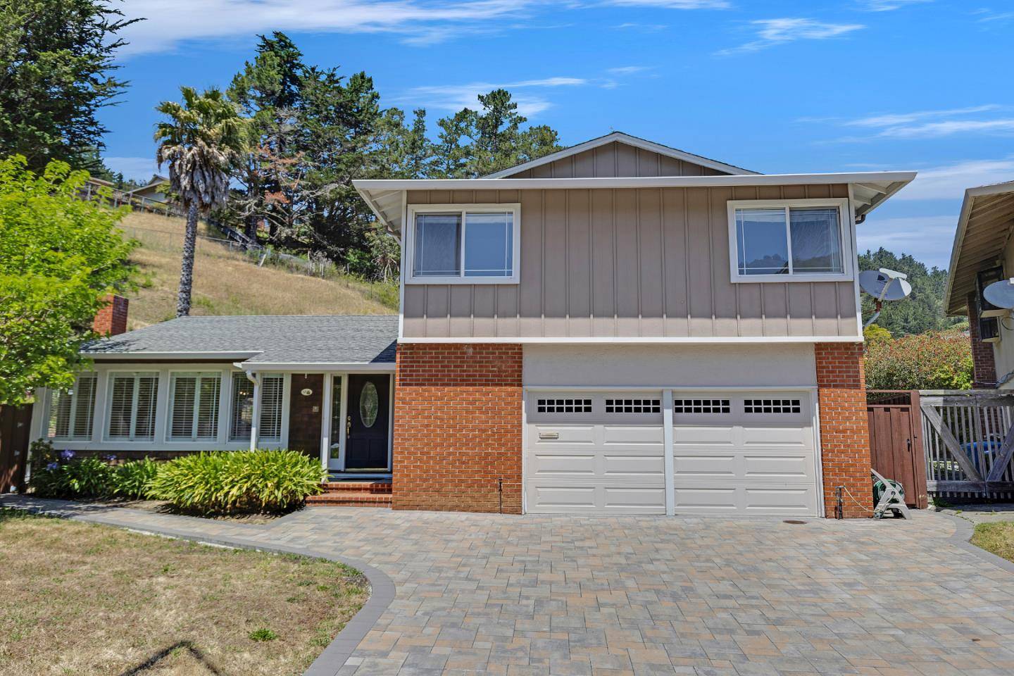 Pacifica, CA 94044,10 Banff WAY