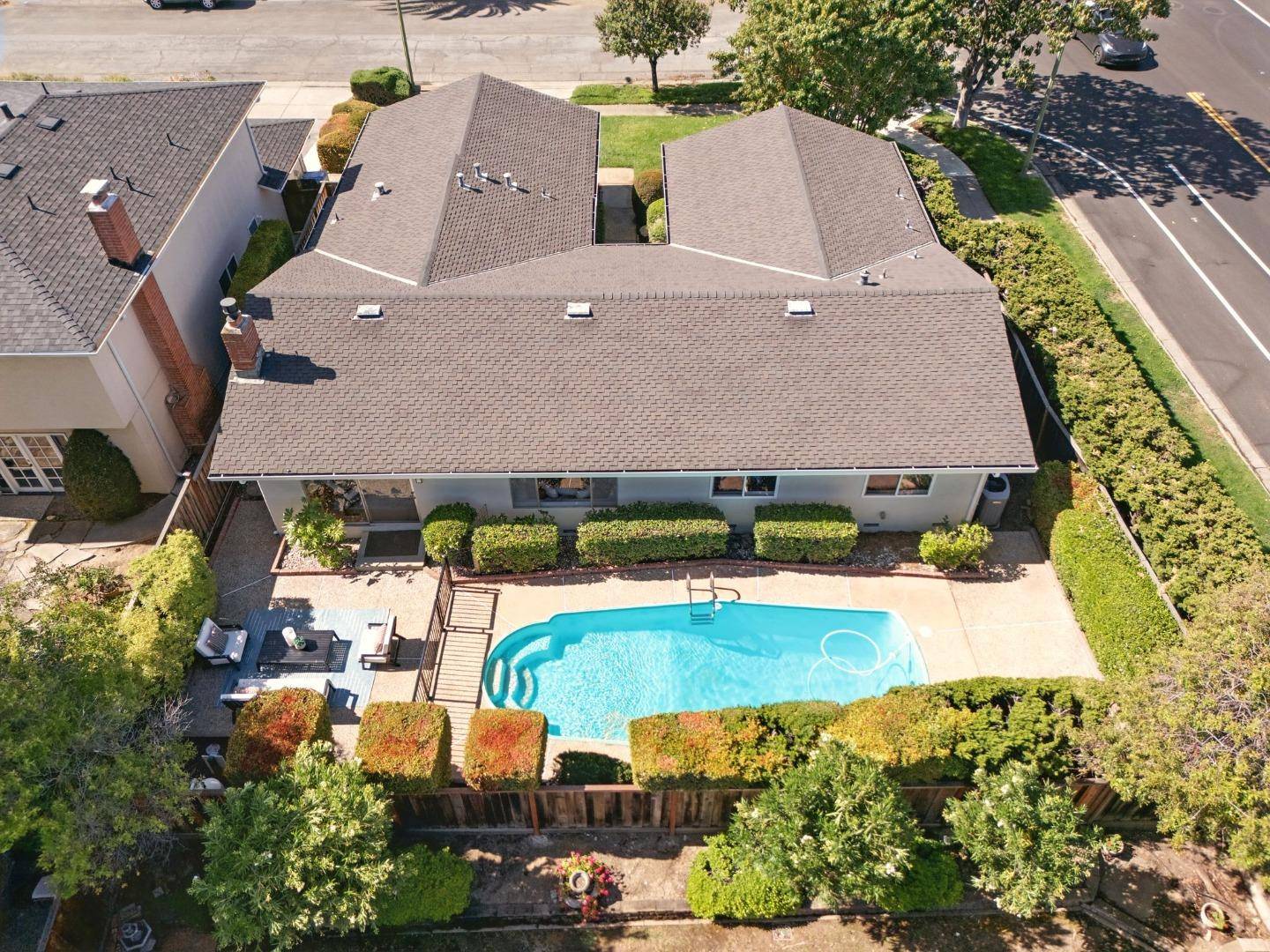 San Jose, CA 95129,6293 Tracel DR