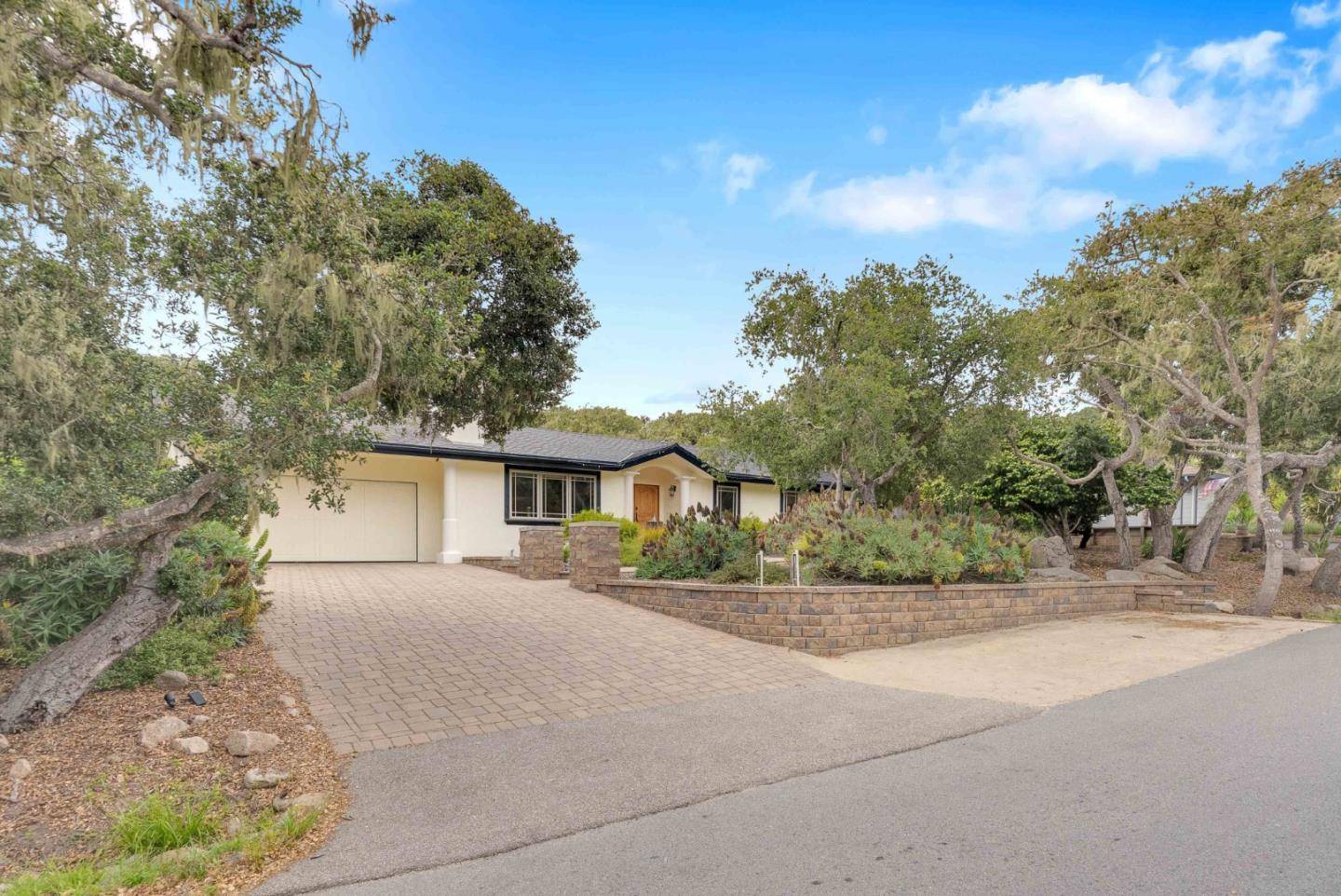 Pebble Beach, CA 93953,1067 Ortega RD