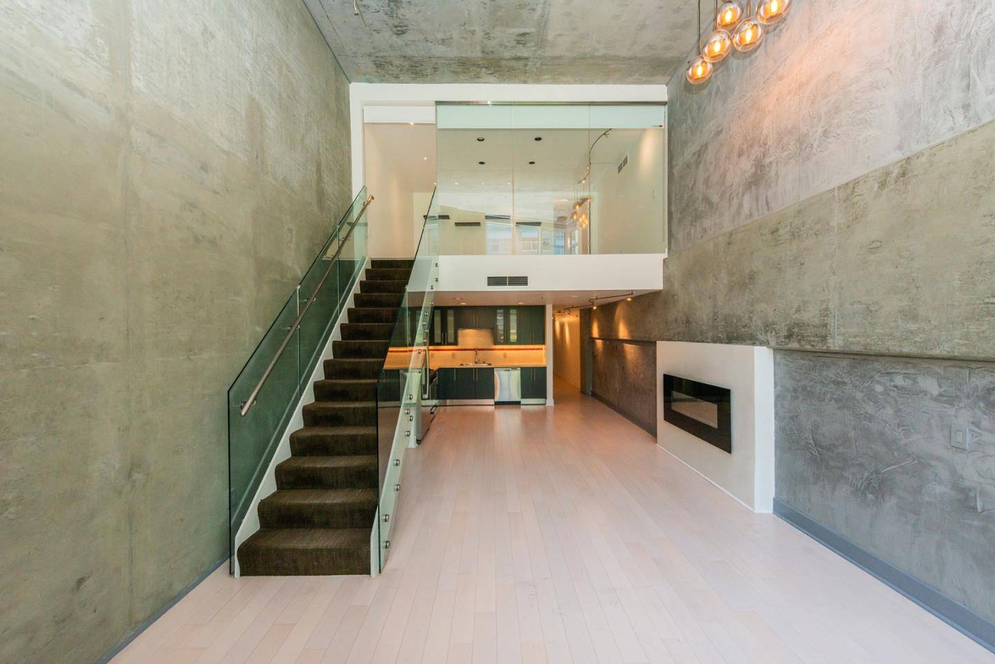 San Francisco, CA 94107,200 Brannan ST 208
