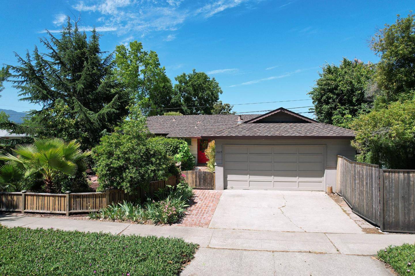 San Jose, CA 95124,2685 Custer DR