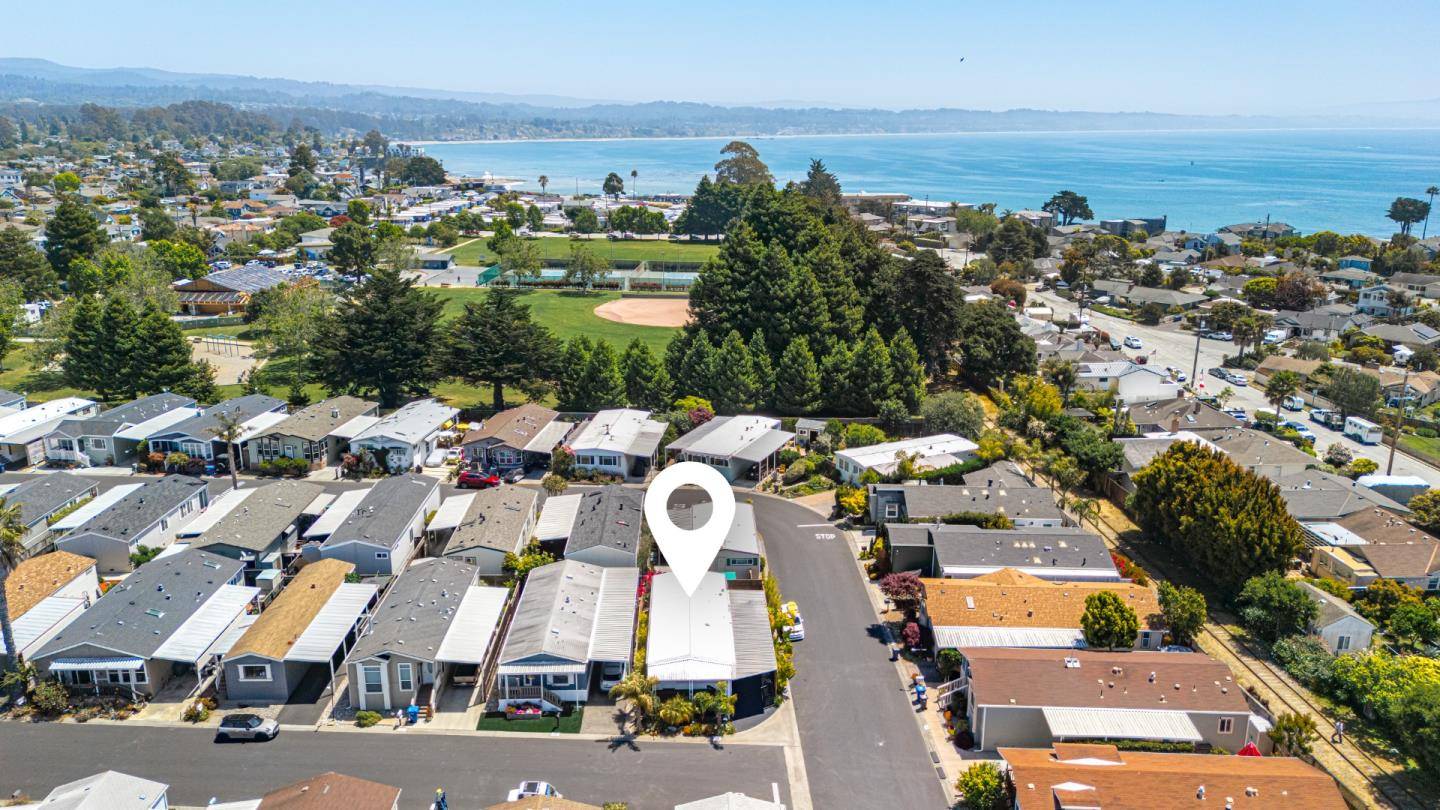 Capitola, CA 95010,4160 Jade ST 69