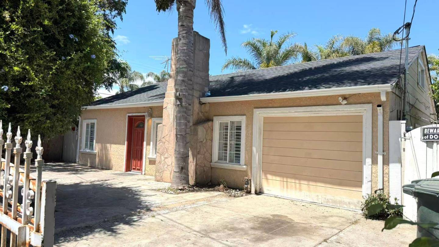 East Palo Alto, CA 94303,315 Garden ST