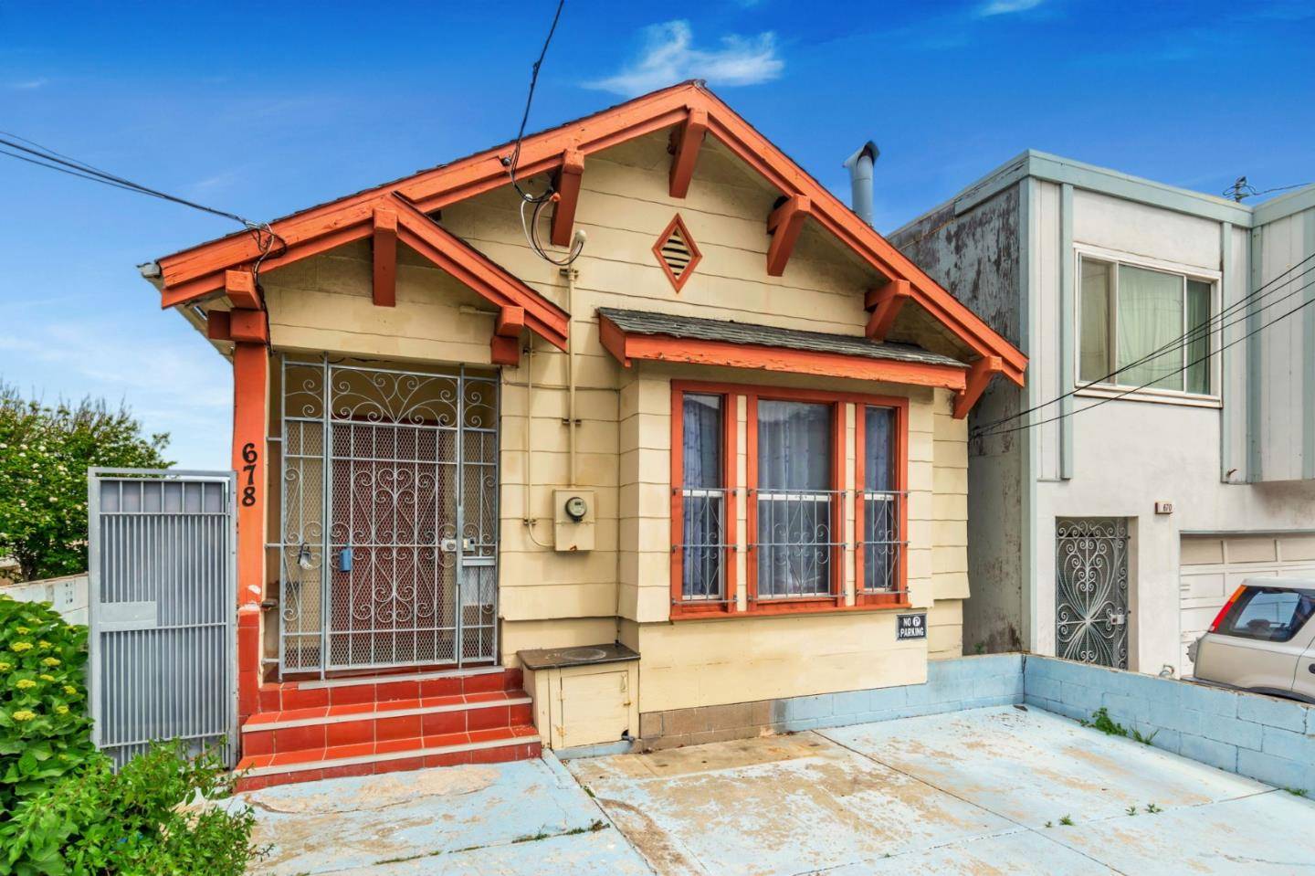 Daly City, CA 94014,678 Bellevue AVE
