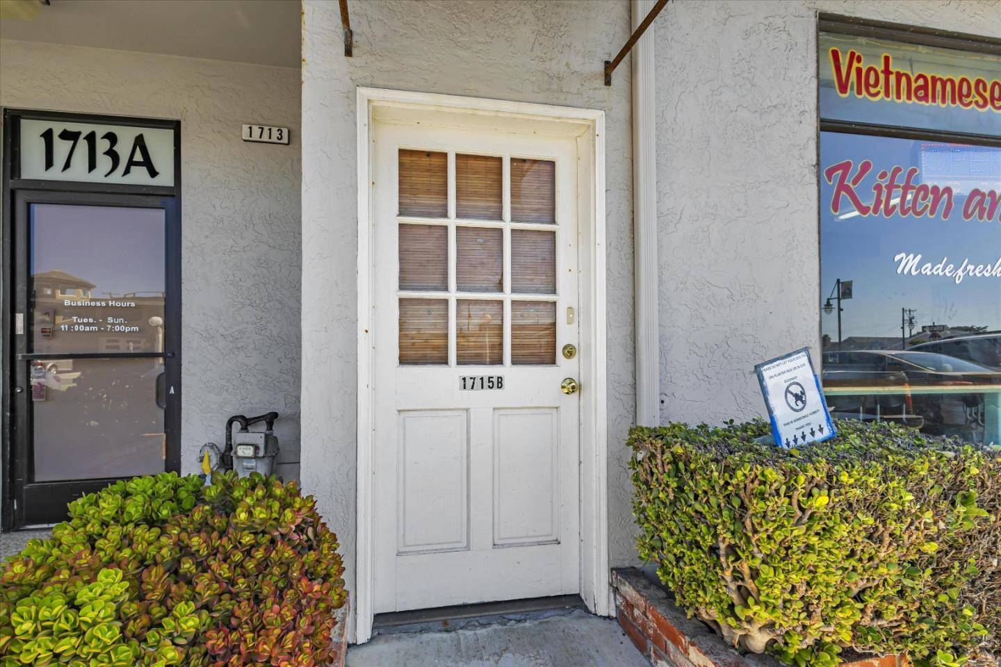 Pacifica, CA 94044,1715 Palmetto AVE