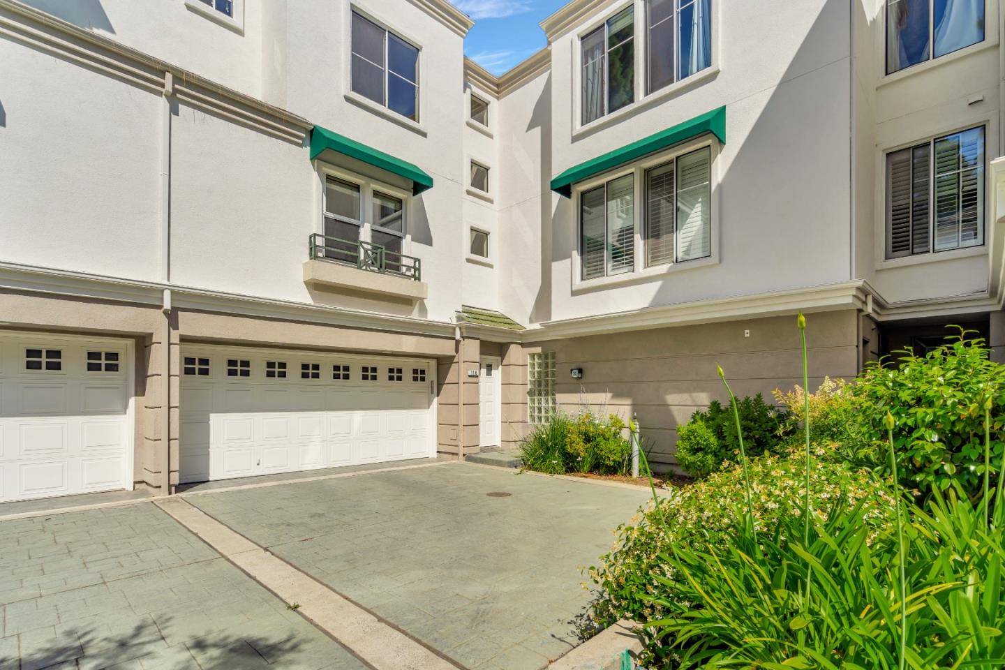 San Jose, CA 95134,425 Navaro WAY 118