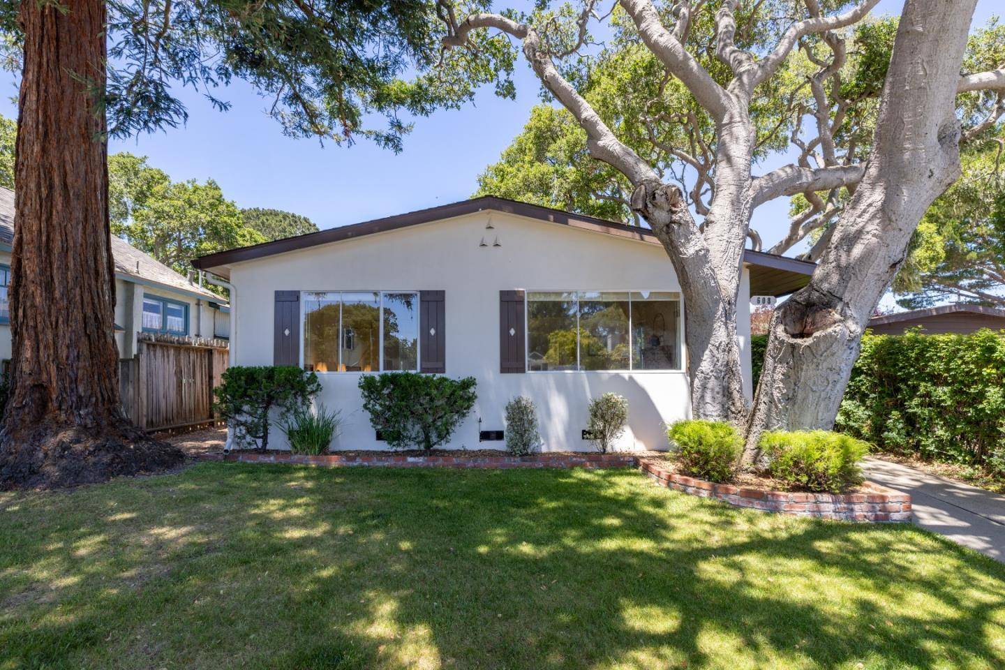 Pacific Grove, CA 93950,608 Congress AVE