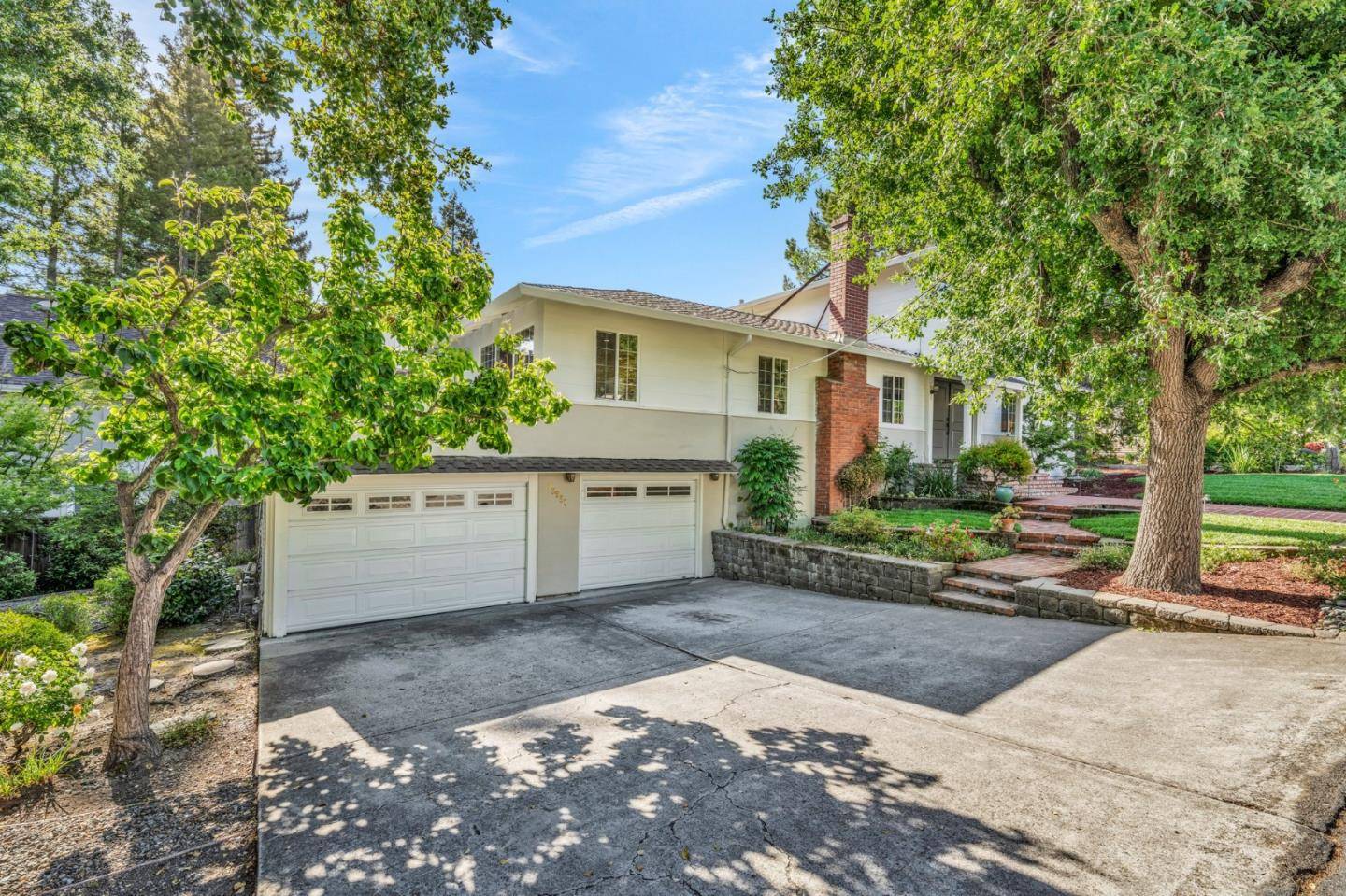 Los Altos, CA 94024,23951 Spalding AVE
