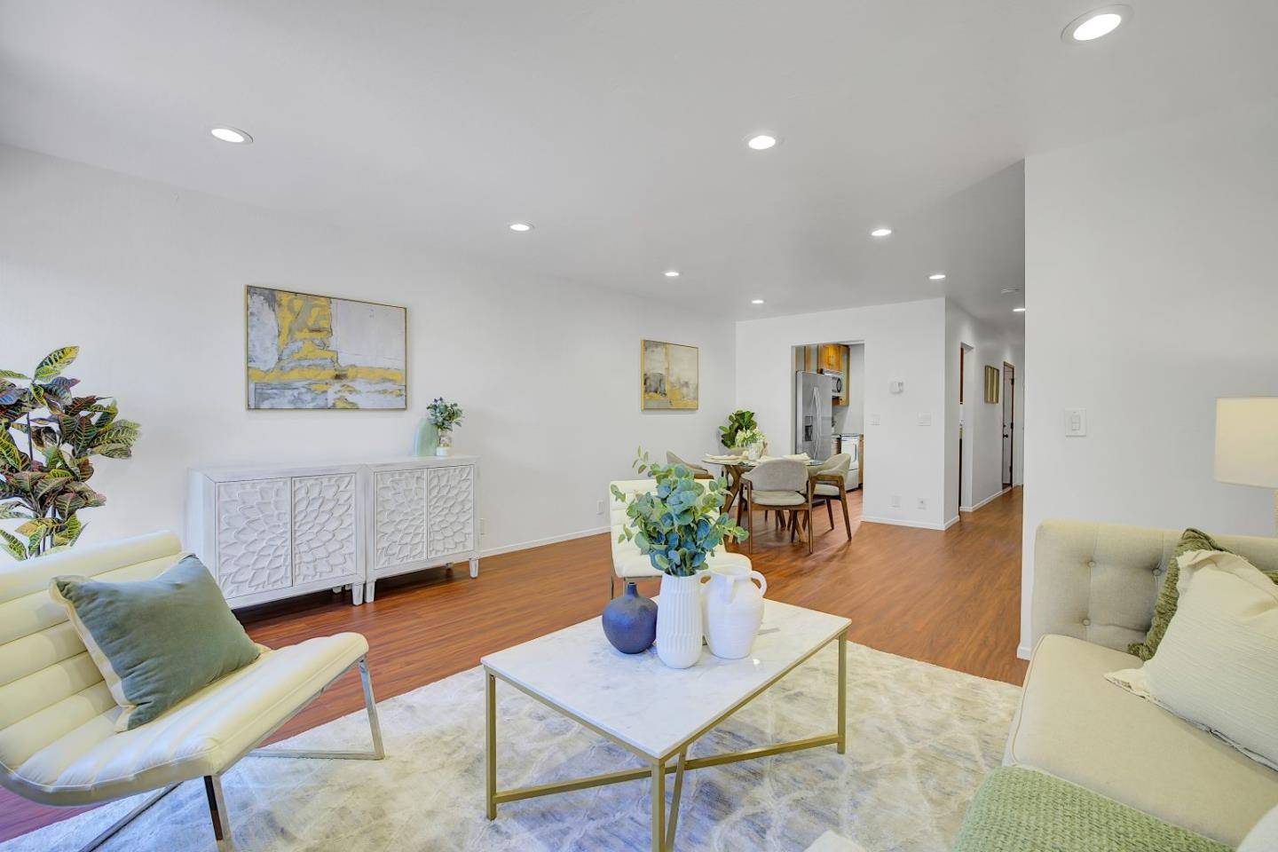 Campbell, CA 95008,433 W Rincon AVE L