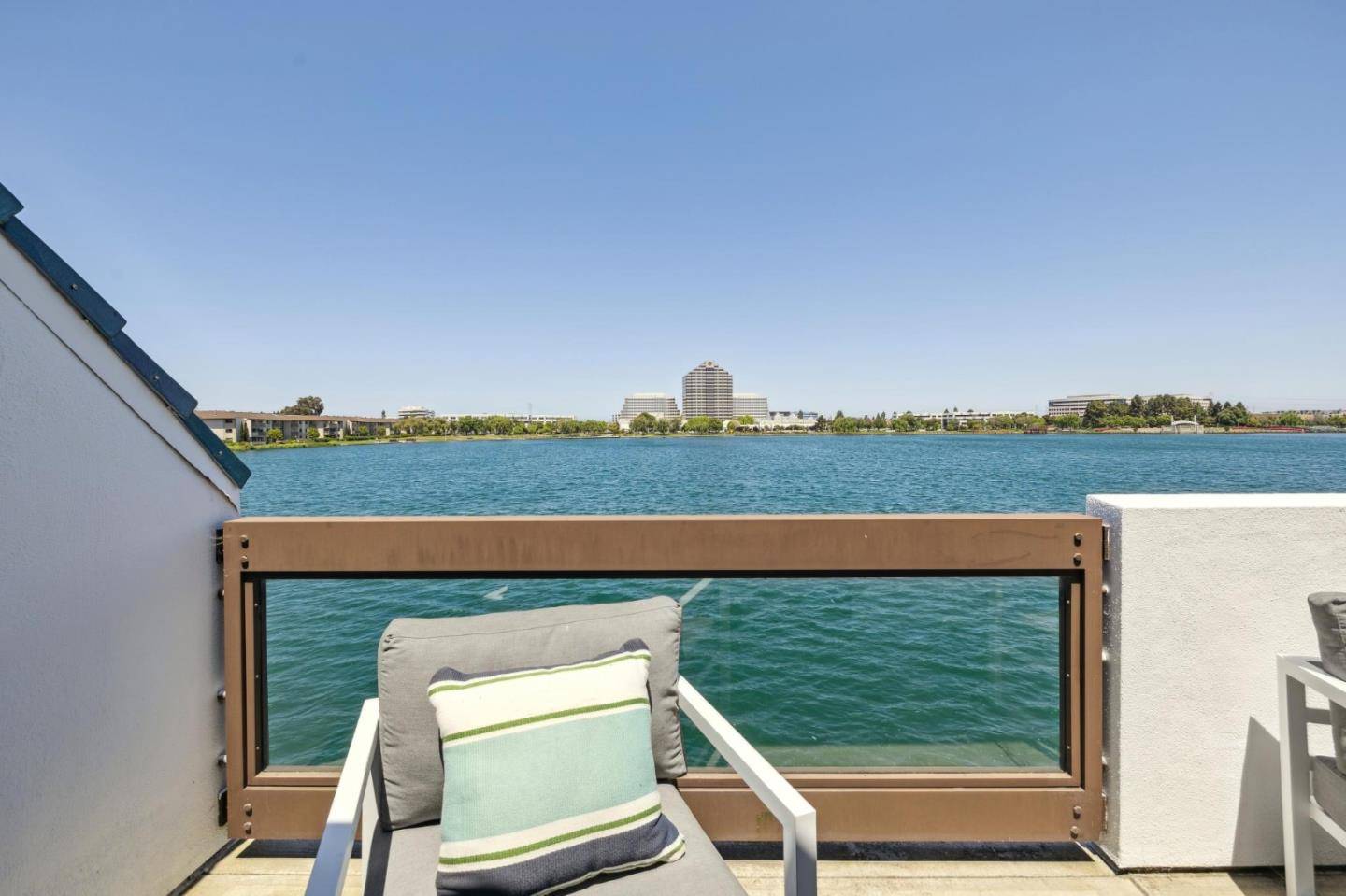 Foster City, CA 94404,644 Portofino LN