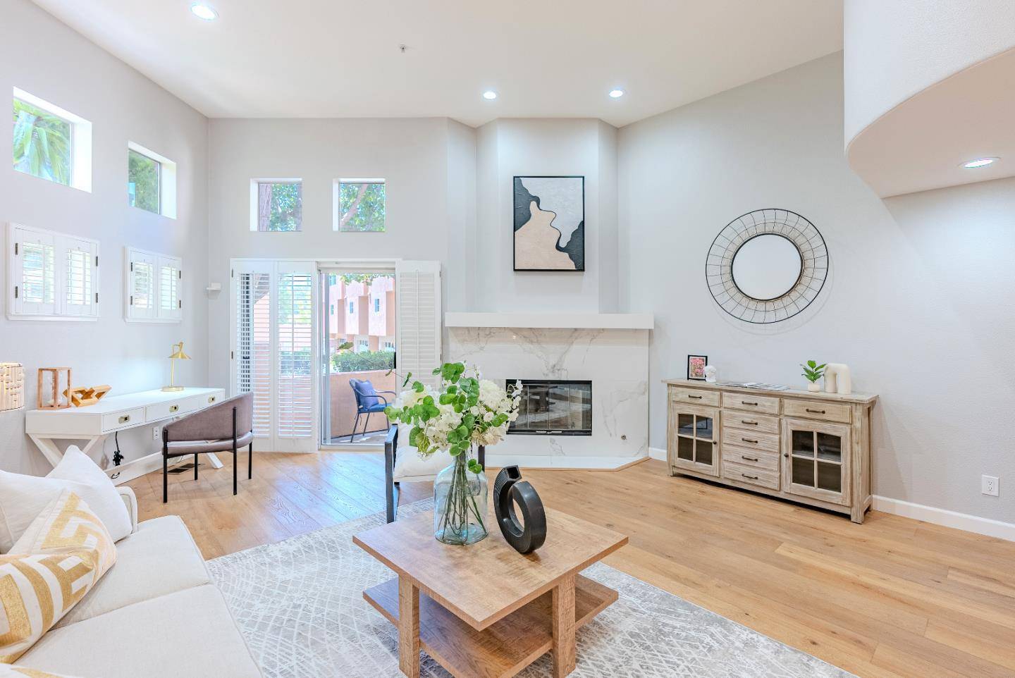 Sunnyvale, CA 94086,992 Alpine TER 5