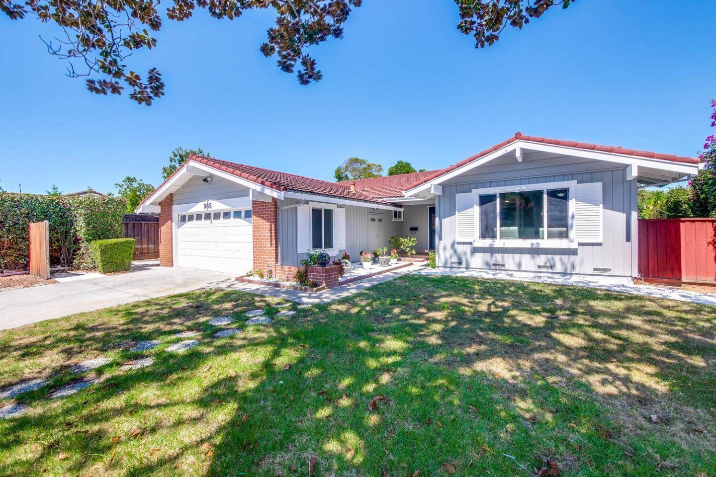 Sunnyvale, CA 94086,985 Reed AVE