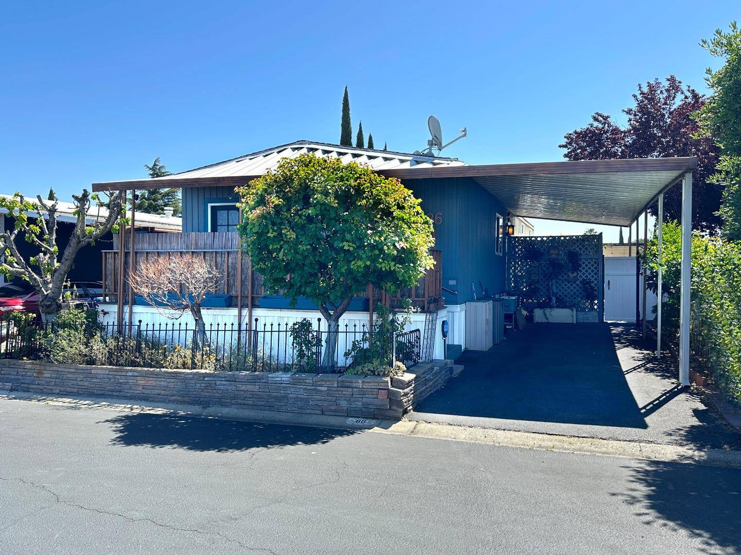 Pittsburg, CA 94565,86 La Habra 86