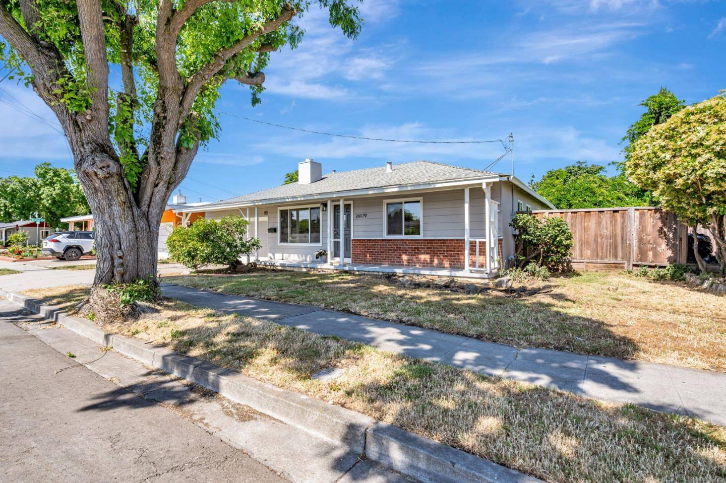 Hayward, CA 94544,26179 Mocine AVE