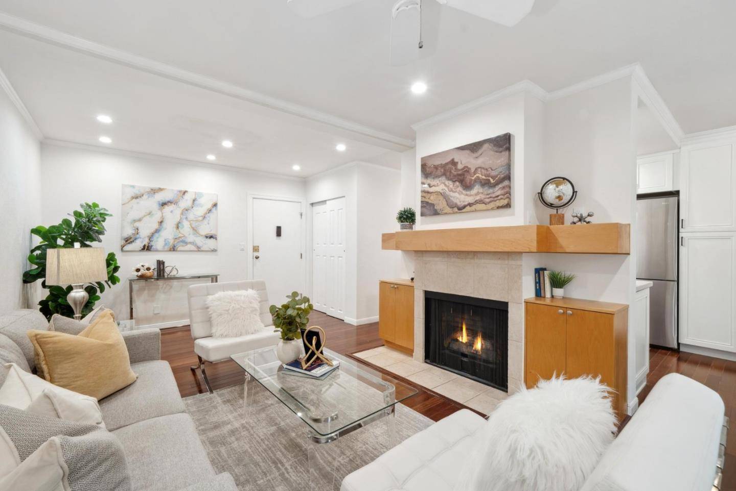 Burlingame, CA 94010,1209 Oak Grove AVE 101