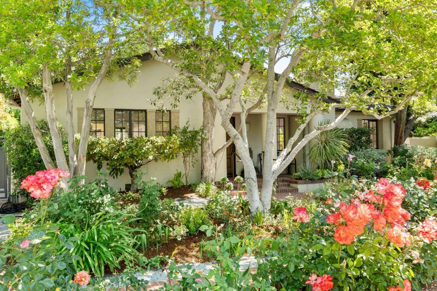 Palo Alto, CA 94301,2365 Waverley ST