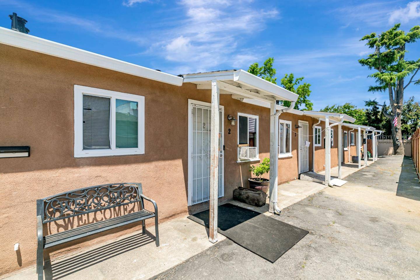 Santa Clara, CA 95050,1555 Washington ST
