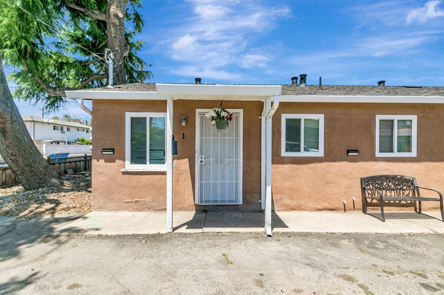 Santa Clara, CA 95050,1555 Washington ST