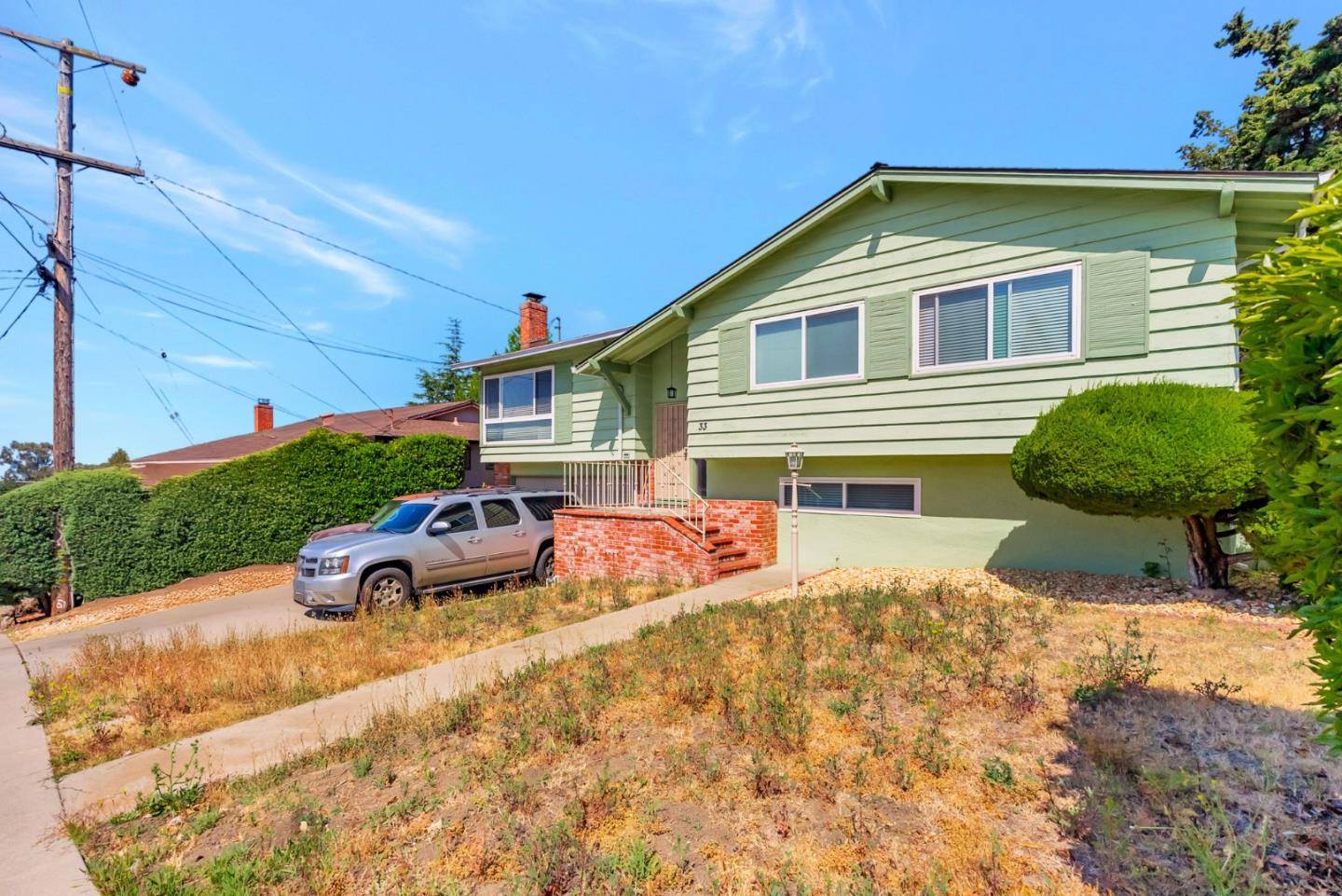 Oakland, CA 94605,33 Woodcliff CT