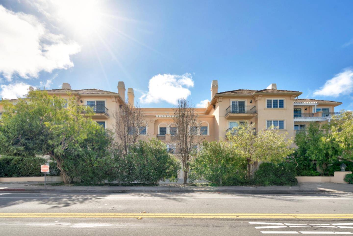 San Mateo, CA 94401,153 N San Mateo DR 106