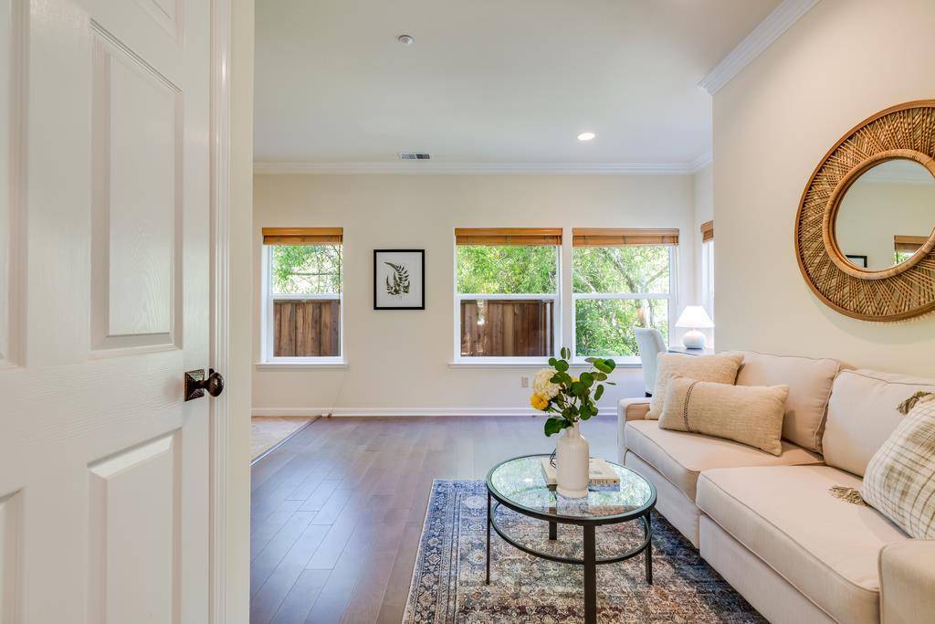 Aptos, CA 95003,840 Seacliff DR