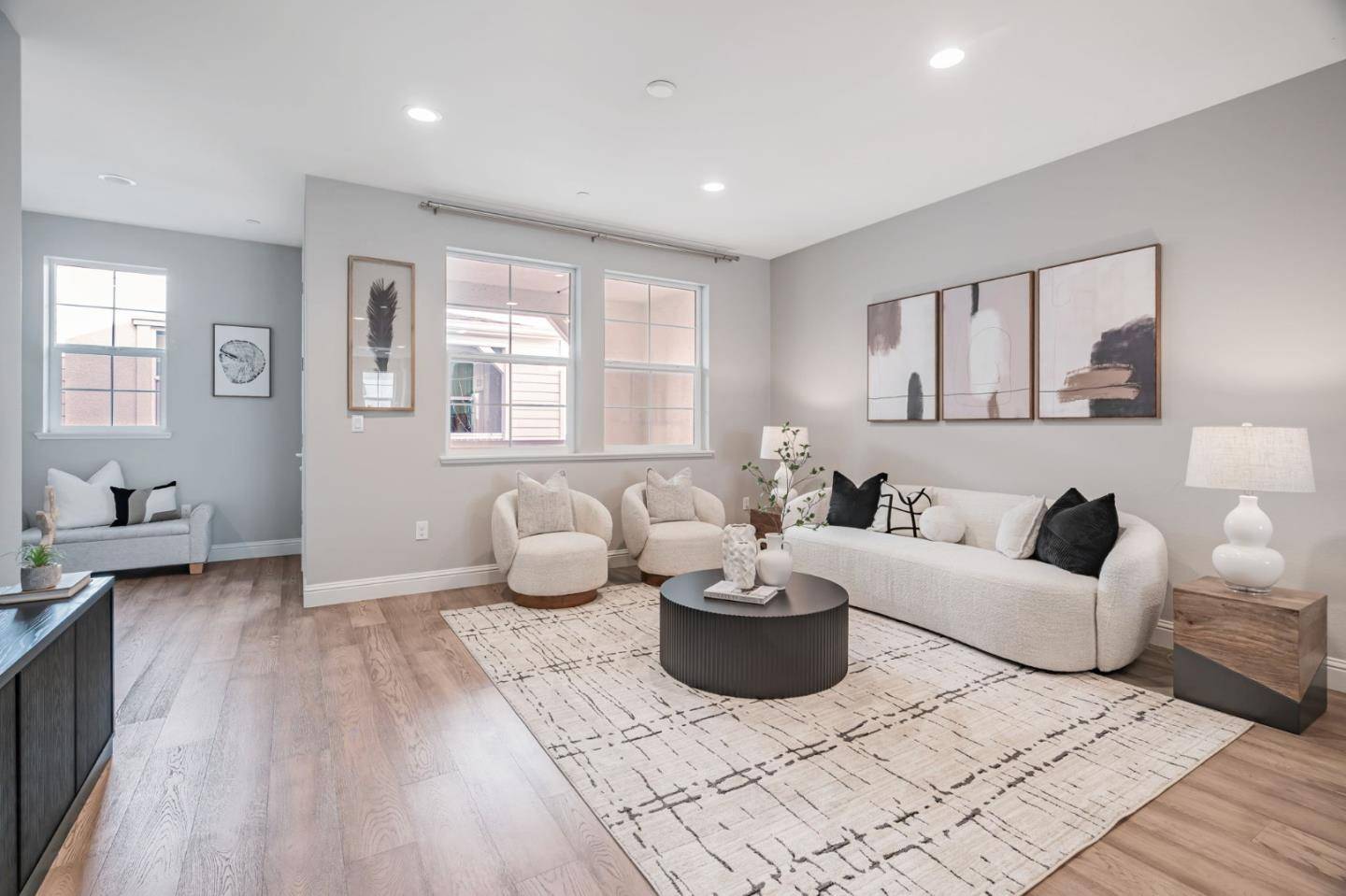 Milpitas, CA 95035,285 Wild Rose WAY