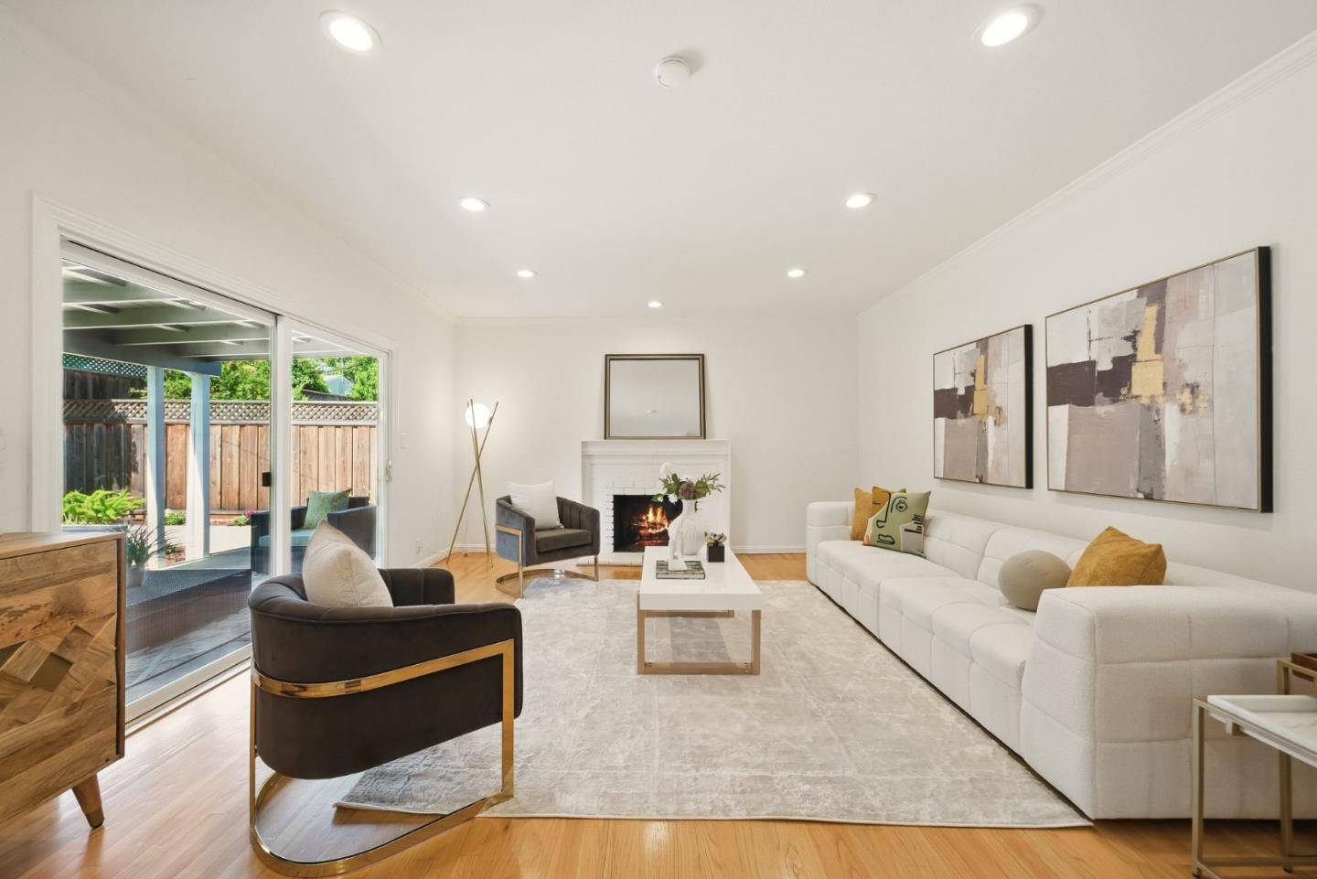 San Jose, CA 95124,1704 Zinnia LN