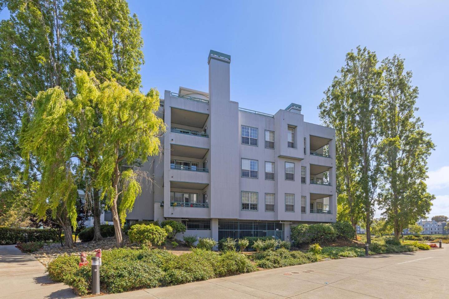 Foster City, CA 94404,700 Promontory Point LN 1206